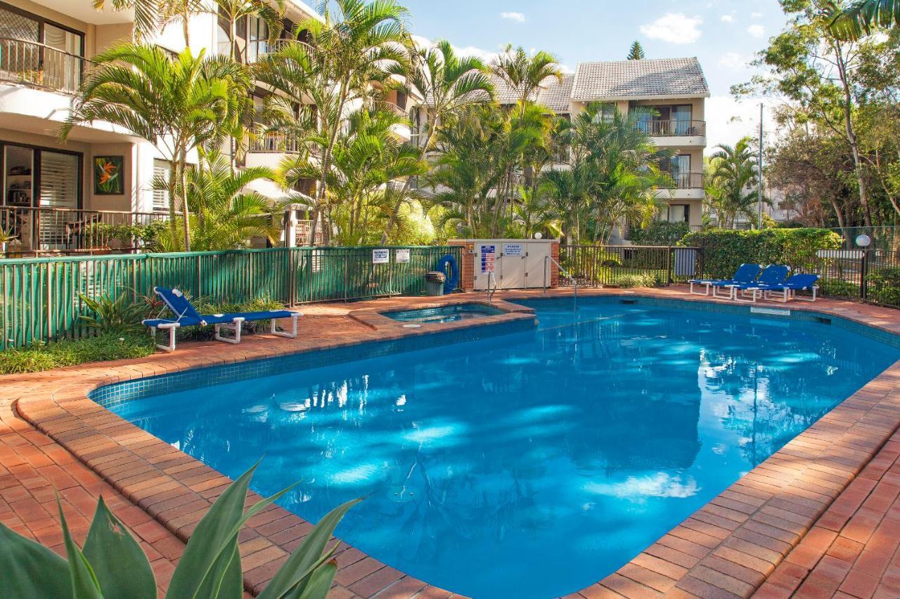 Broadwater Shores Waterfront Apartments Гоулд Коуст Екстериор снимка