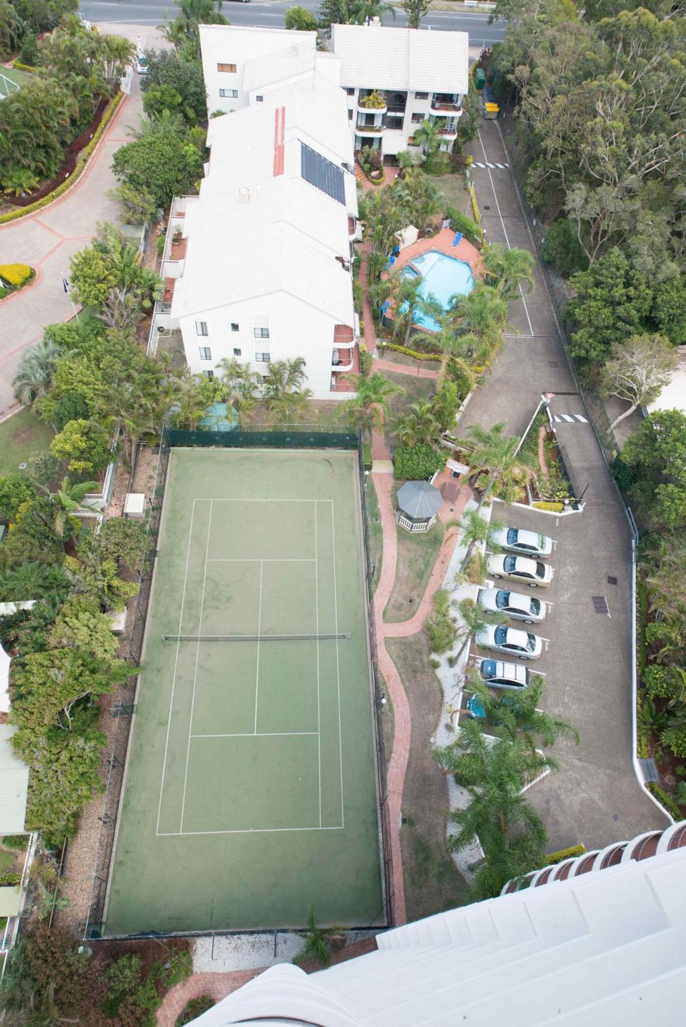 Broadwater Shores Waterfront Apartments Гоулд Коуст Екстериор снимка
