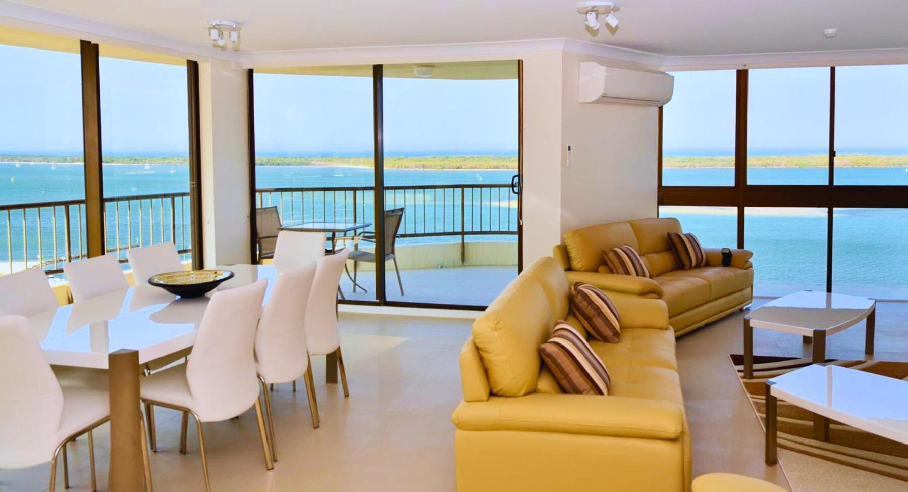 Broadwater Shores Waterfront Apartments Гоулд Коуст Екстериор снимка