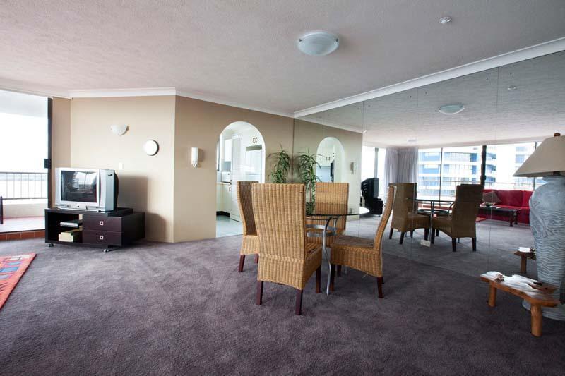 Broadwater Shores Waterfront Apartments Гоулд Коуст Екстериор снимка