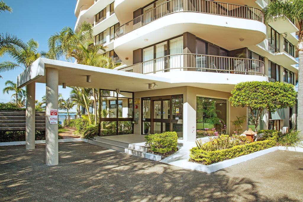 Broadwater Shores Waterfront Apartments Гоулд Коуст Екстериор снимка