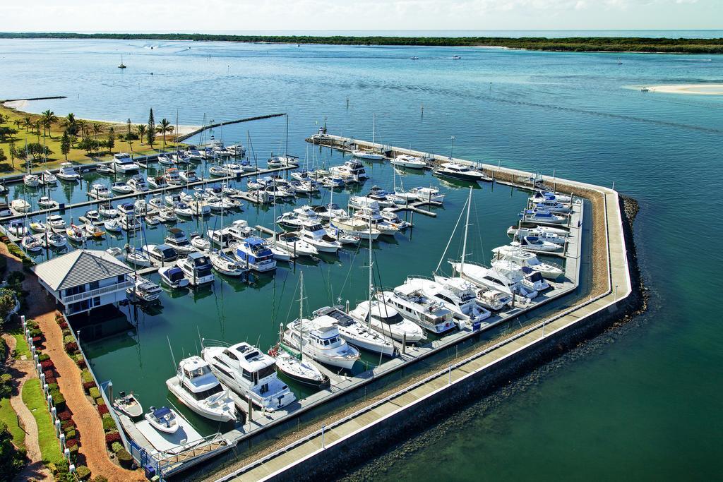 Broadwater Shores Waterfront Apartments Гоулд Коуст Екстериор снимка